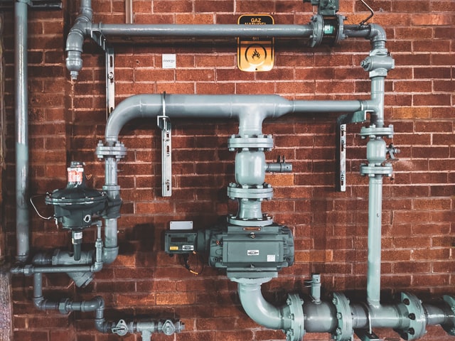 gas piping needs service from Houston commercial plumber